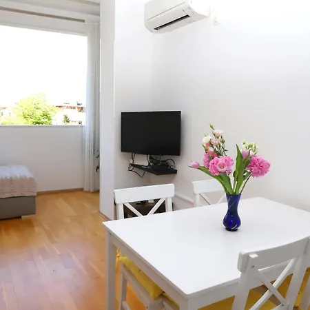 Apartmán With Wifi - 19226
